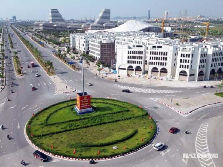 Điều gì khiến mọi ánh nhìn đổ về 