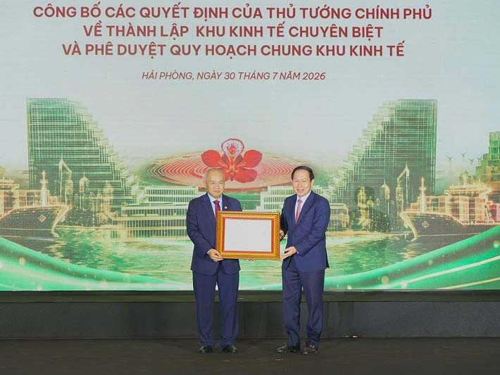 Công bố các Quyết định của Thủ tướng Chính phủ về Khu kinh tế và khởi động Khu Thương mại tự do Hải Phòng: Kiến tạo không gian tăng trưởng mới