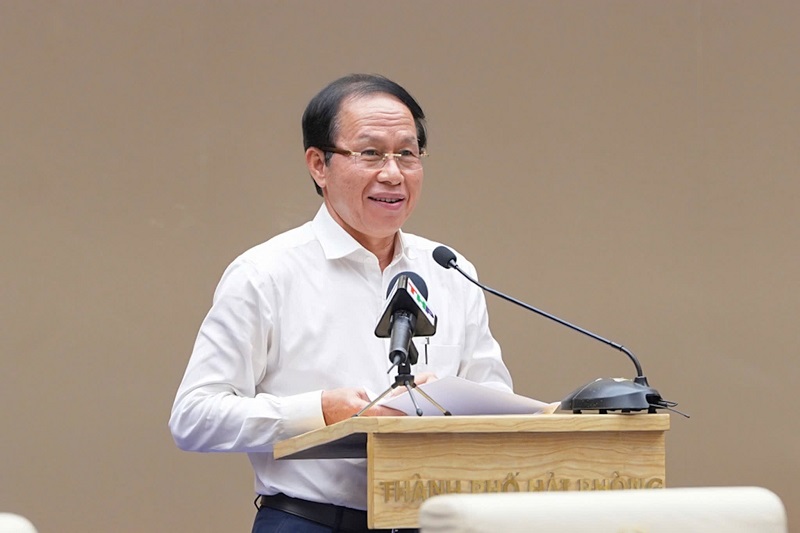 Đồng chí Bí thư Thành uỷ Lê Tiến Châu phát biểu tại Hội nghị