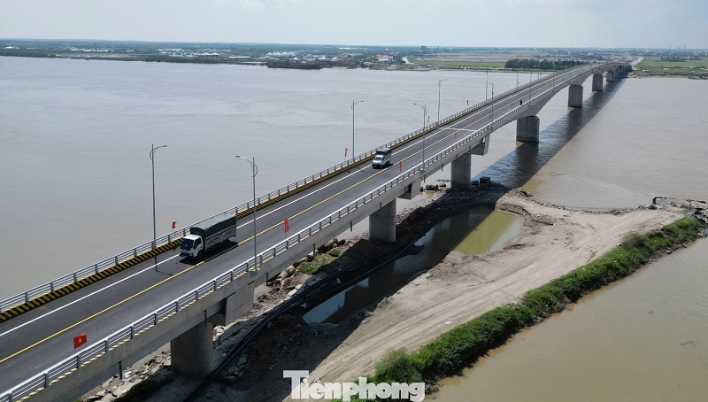 Tuyến đường ven biển nối từ Hưng Yên đến Ninh Bình, có 12 cây cầu bắc qua sông và hồ. tp-3.jpg