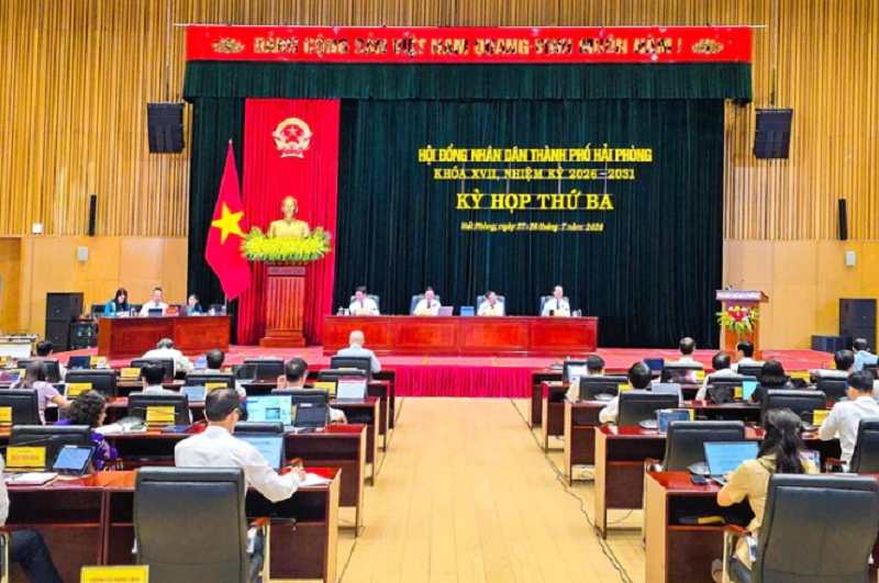 Hải Phòng dự kiến có hơn 800 cán bộ quản lý giáo dục xuống làm giáo viên- Ảnh 1.