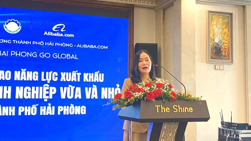 Bà Vũ Thị Kim Phượng, Phó Giám đốc Sở Công Thương Hải Phòng phát biểu
