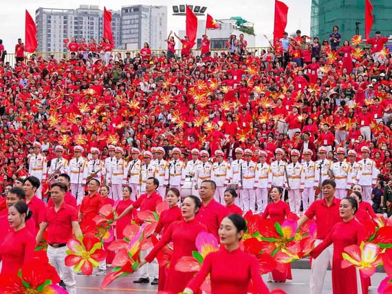 Hải phòng hạ quyết tâm chiến lược, tiến vào thời kỳ phát triển "bùng nổ", vươn tầm khu vực