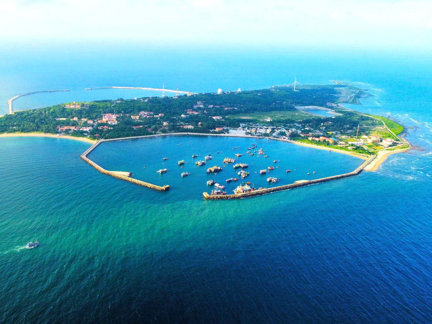 Huyện đảo Bạch Long Vĩ đạt chuẩn nông thôn mới