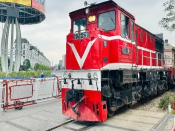 Đẩy nhanh tiến độ Dự án đường sắt trọng điểm quốc gia Lào Cai-Hà Nội-Hải Phòng
