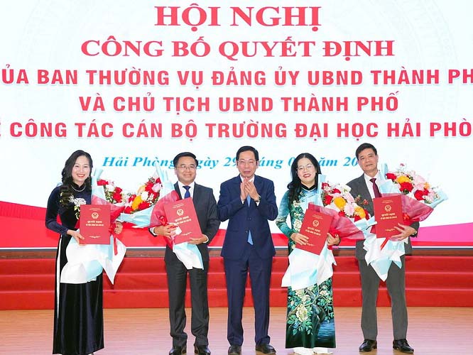 Ông Bùi Xuân Hải giữ chức Bí thư Đảng ủy, Hiệu trưởng Trường Đại học Hải Phòng