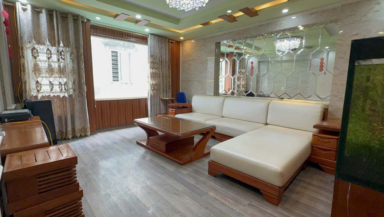 Bán nhà riêng độc lập 4 tầng 1 tum, full nội thất tại 19B/56 Đình Đông, Lê Chân, Hải Phòng