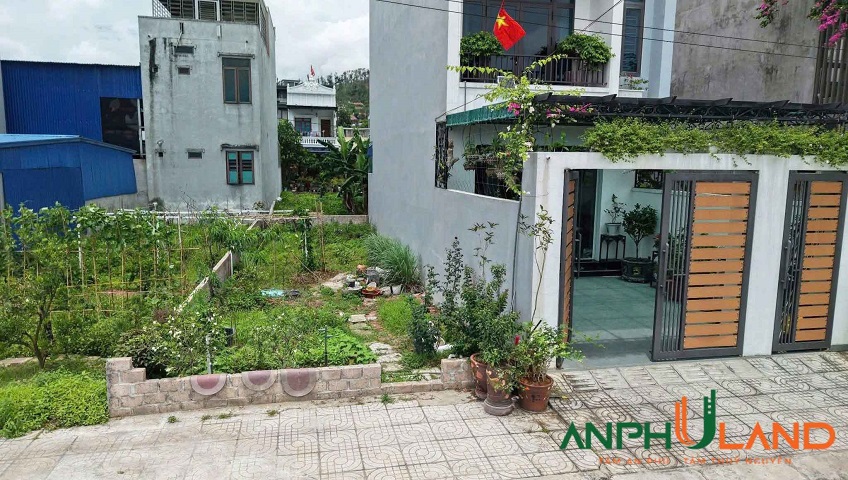 Cần bán lô đất Núi 2, Phường Thủy Đường, lâu đài  phong thủy đắc địa giữa lòng thiên nhiên