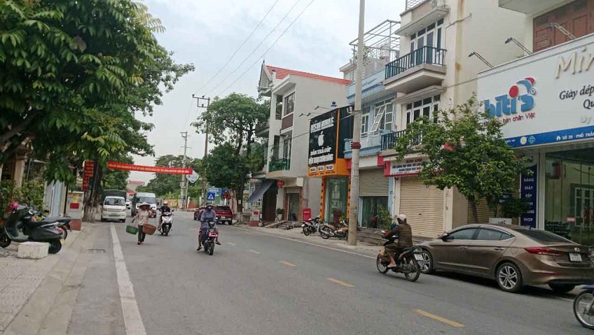 Cần bán ngôi nhà 3 tầng vị trí đắc địa tại trung tâm Quảng Yên, tỉnh Quảng Ninh