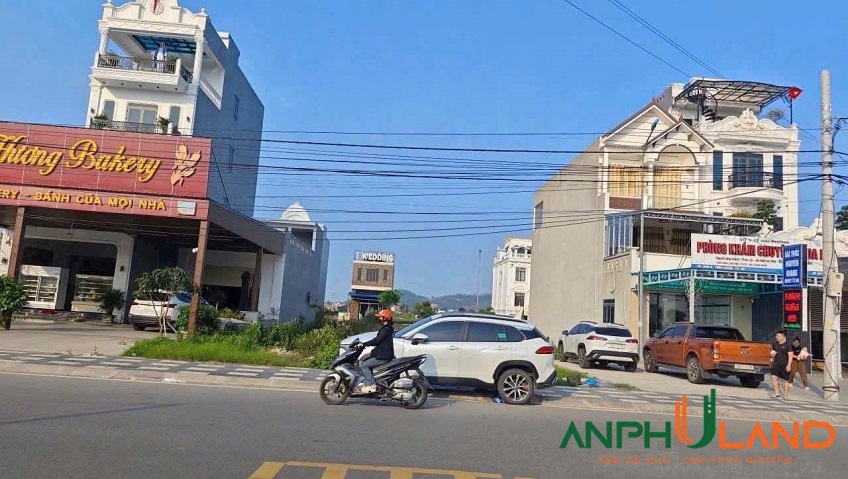 Bán đất mặt đường 352 khu phân lô cây xăng Thiên Hương, TP Hải Phòng