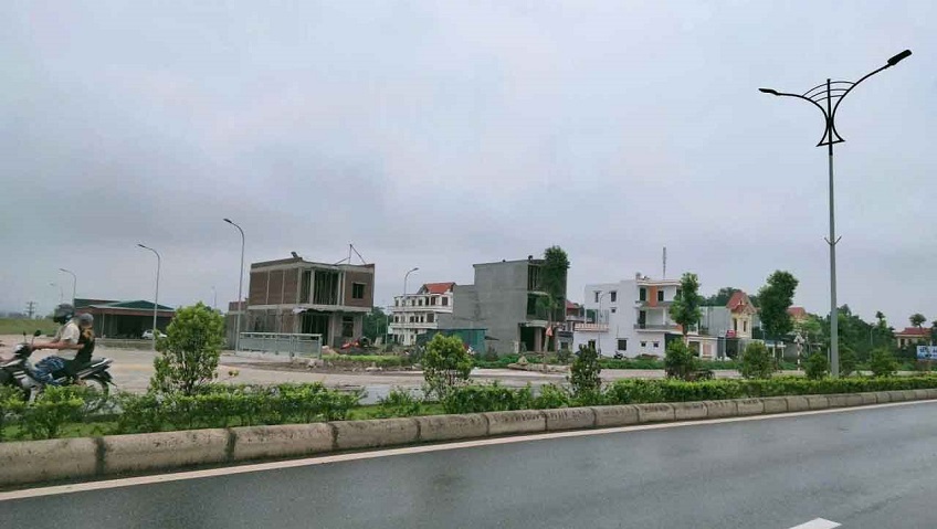Cần bán lô biệt thự phân lô gần trường cấp 3 Bạch Đằng, Quảng Yên, Quảng Ninh
