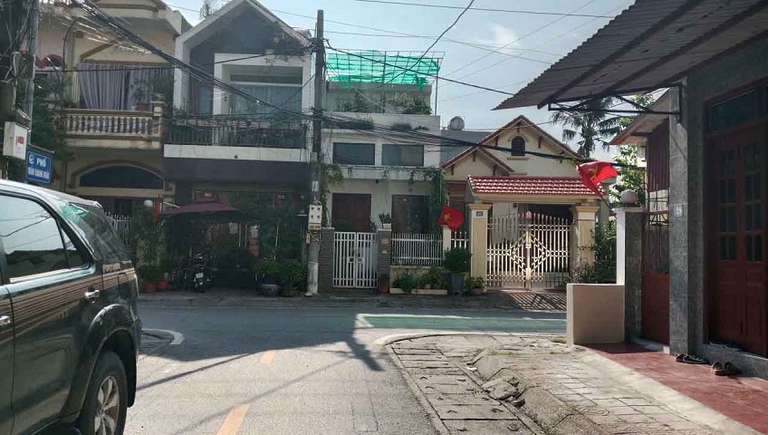 Mua đất 82,5m2 tặng nhà 2 tầng – vị trí Kim Cương Trần Quang Khải, Quảng Yên