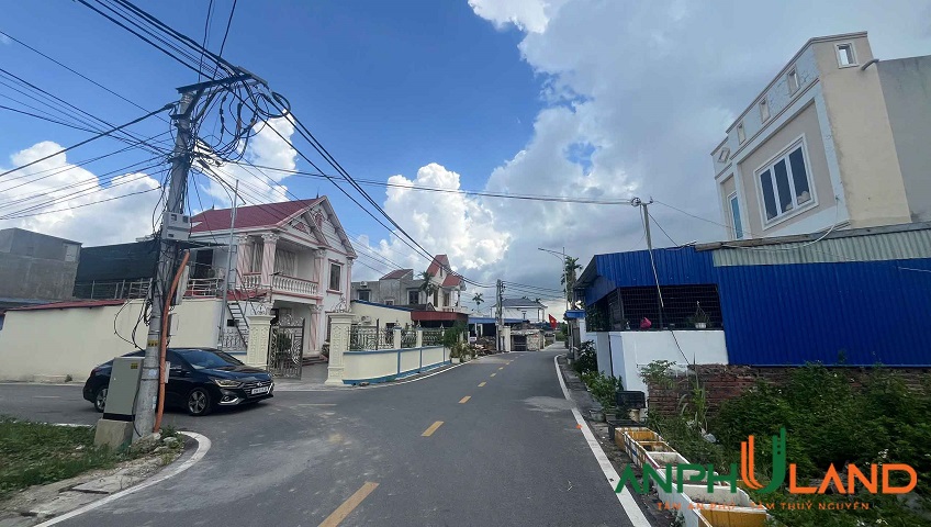 Chính chủ gửi bán lô đất mặt trục chính phường Thiên Hương ( xã Lâm Động), TP Hải Phòng