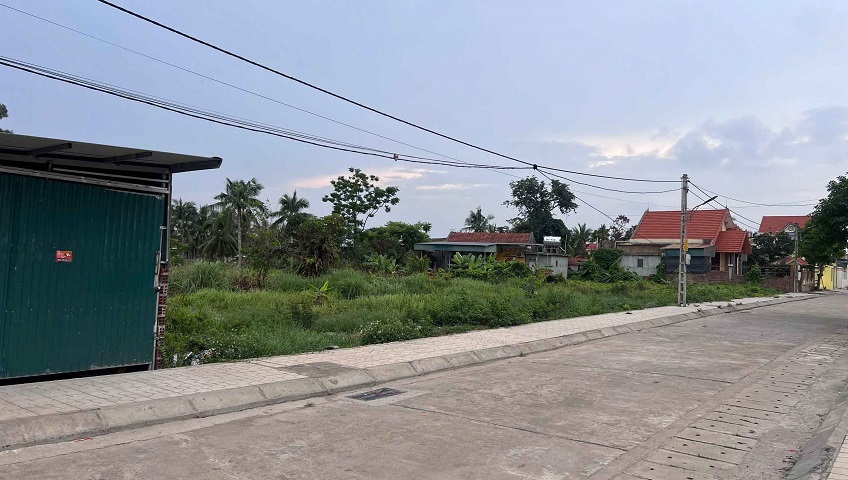 Cần bán lô biệt thự 240 m2 khu phố 4, Nam Hòa, Phường Phong Cốc mới, tỉnh Quảng Ninh