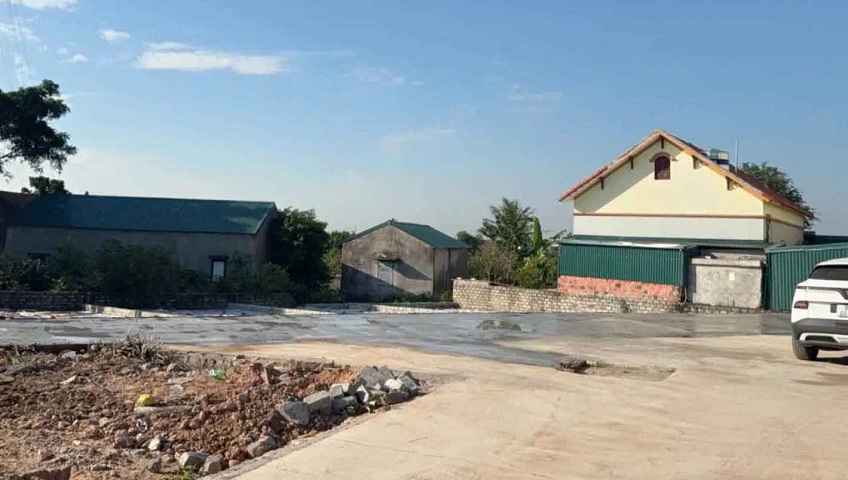 Chính chủ bán 4 lô đất đẹp, gần trường cấp 3 Bạch Đằng mới, Quảng Yên, Quảng Ninh