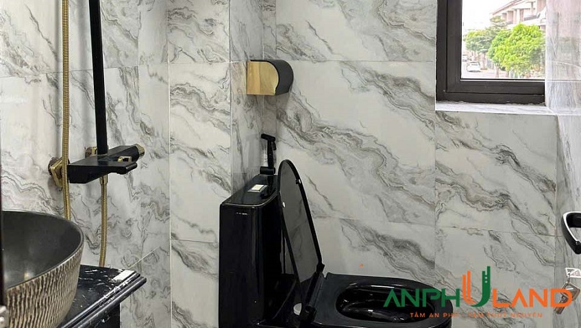 Bán nhà xây mới 3 tầng lô góc ngã tư 3 mặt thoáng tại KĐT Centa, P.Thuỷ Nguyên, TP Hải Phòng