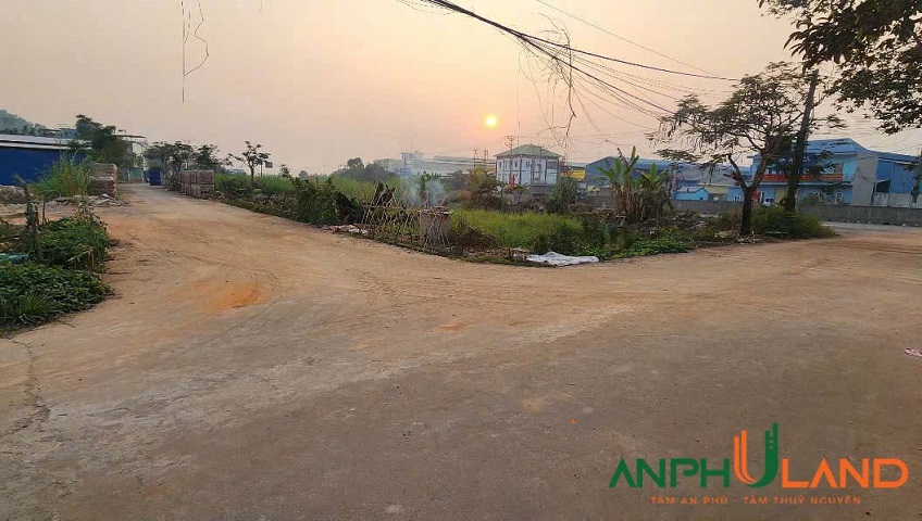 Chào bán lô góc đẹp ngay mặt đường QL10 phường Lưu Kiếm (Đông Sơn), TP Hải Phòng