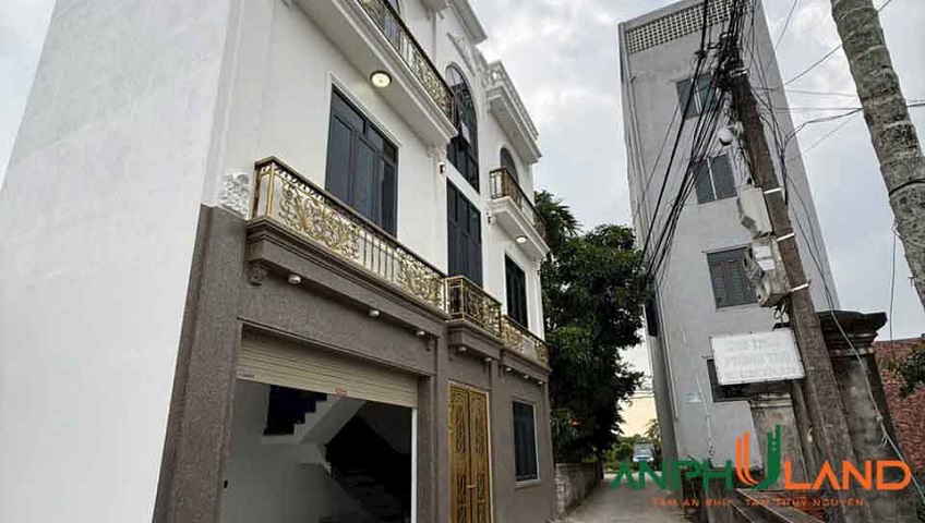 Căn nhà độc lập 3,5 tầng phong cách sang trọng hiện đại tại trung tâm P. Thiên Hương 